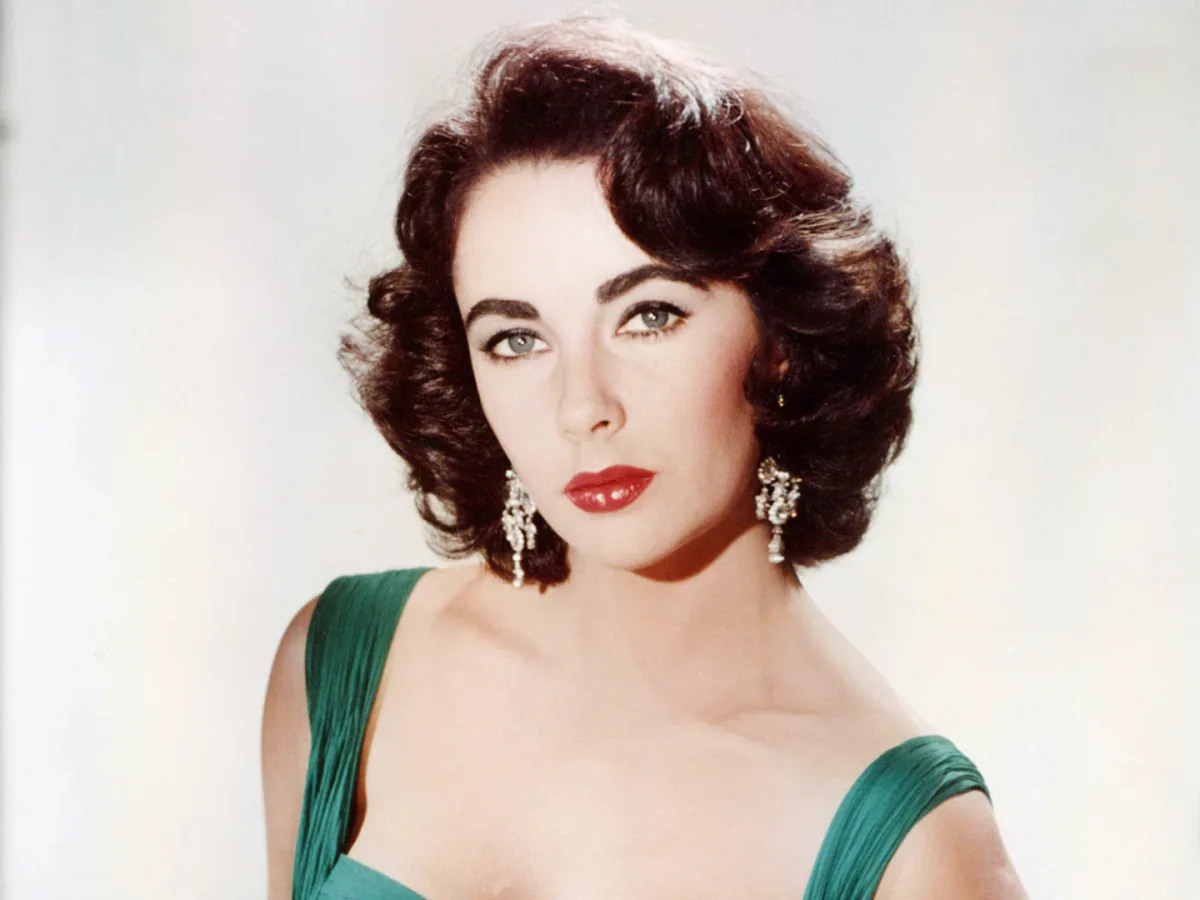 Featured image for Elizabeth Taylor's Surprising Last Romance: An Unexpected Actor 40 Years Younger