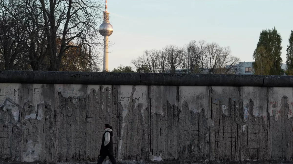 Featured image for Berlin Wall's Legacy: 35 Years On, Echoes and Artifacts Resonate