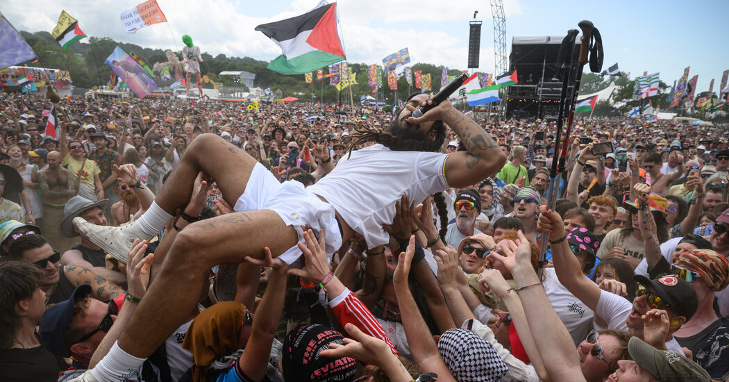 Featured image for Glastonbury Faces Controversy Over Anti-Israel Chants by Performers