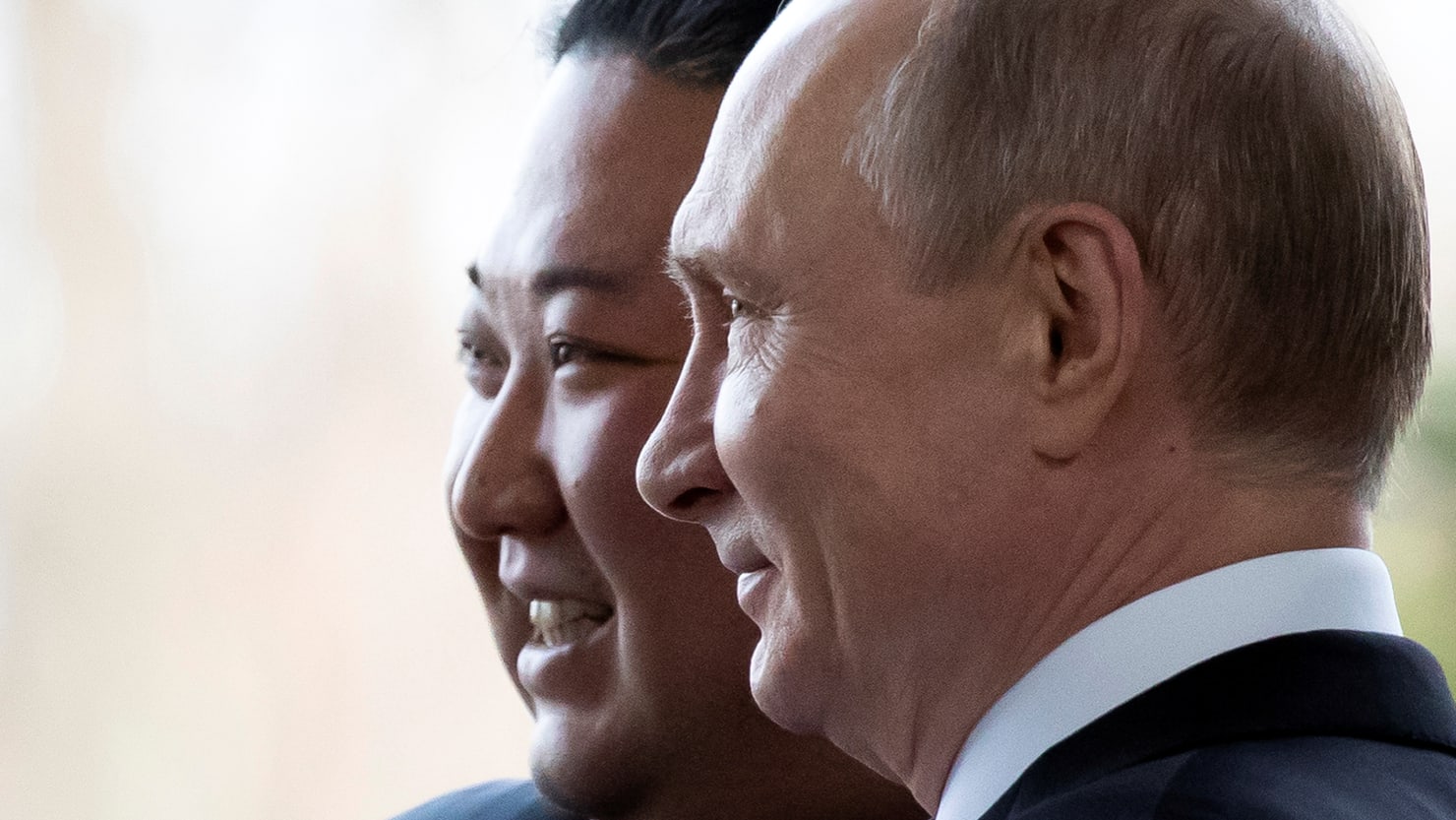 Kim Jong Un Expresses Desire for Physical Contact with Putin