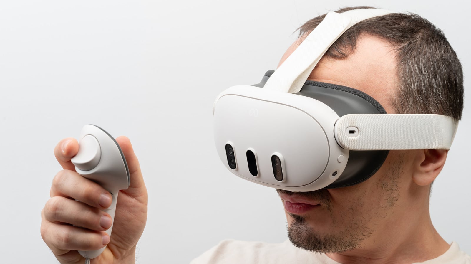 Featured image for Top 5 Must-Have Meta Quest Apps for New Users