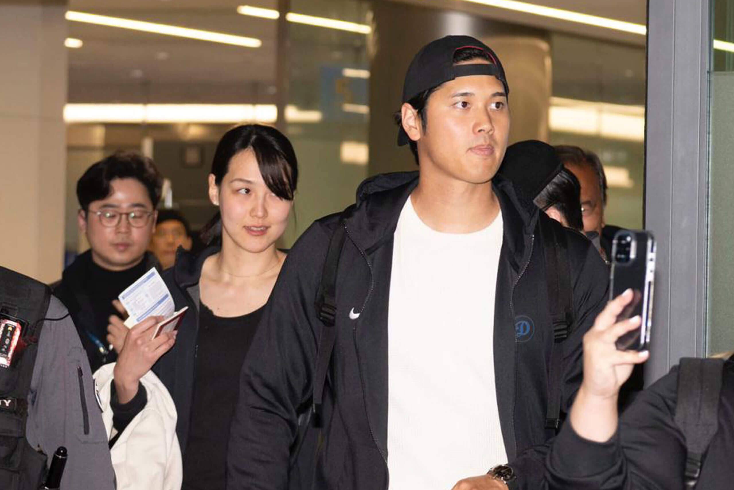 Featured image for "Shohei Ohtani's Wife Mamiko Tanaka: A Former Japanese Pro Basketball Player"