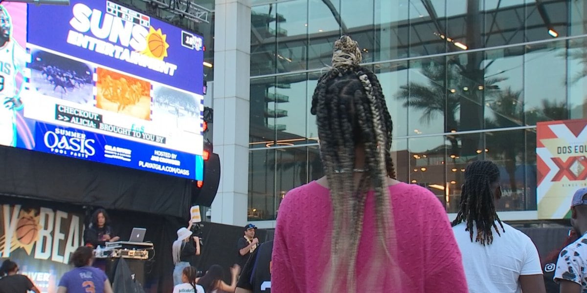 Featured image for Bankruptcy Judge Blocks Phoenix Suns' New Media Deal.