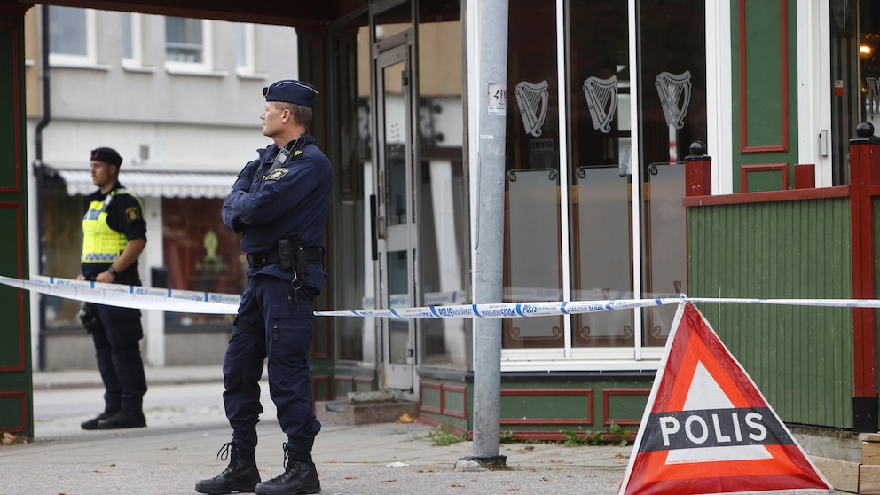 Featured image for Deadly Shooting in Swedish Pub Leaves 2 Dead, 2 Injured