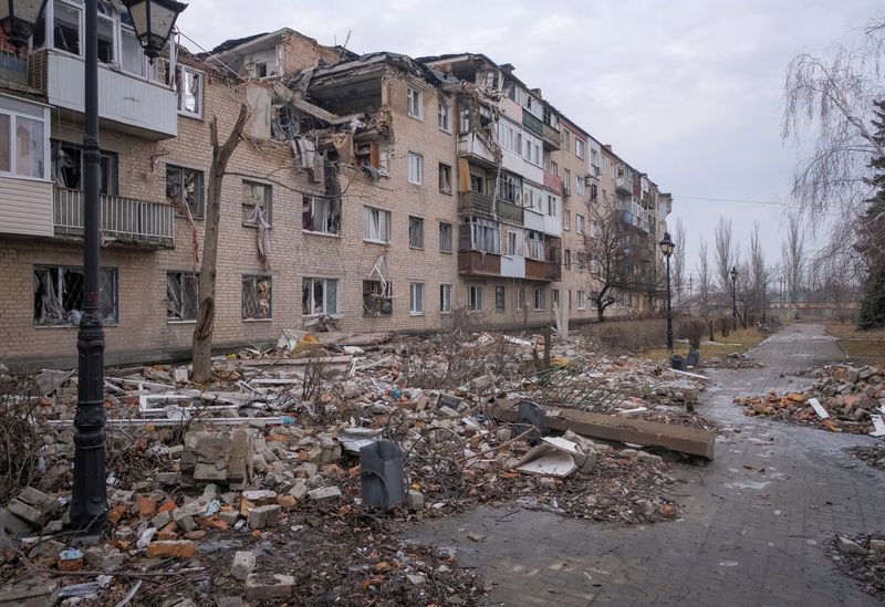 Russian forces make gains in Bakhmut, says pro-Russian leader.