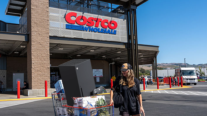 Featured image for Costco Ceases Xbox Console Sales in UK and US