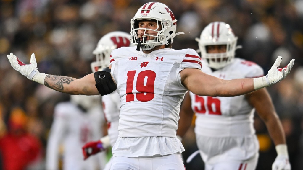 Featured image for Jets trade Elijah Moore, gain draft capital for future picks.