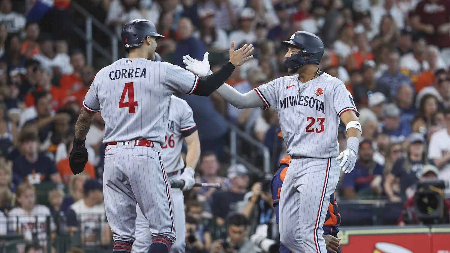 Royce Lewis' Clutch Home Run Propels Twins to Extra-Inning Victory over Astros.