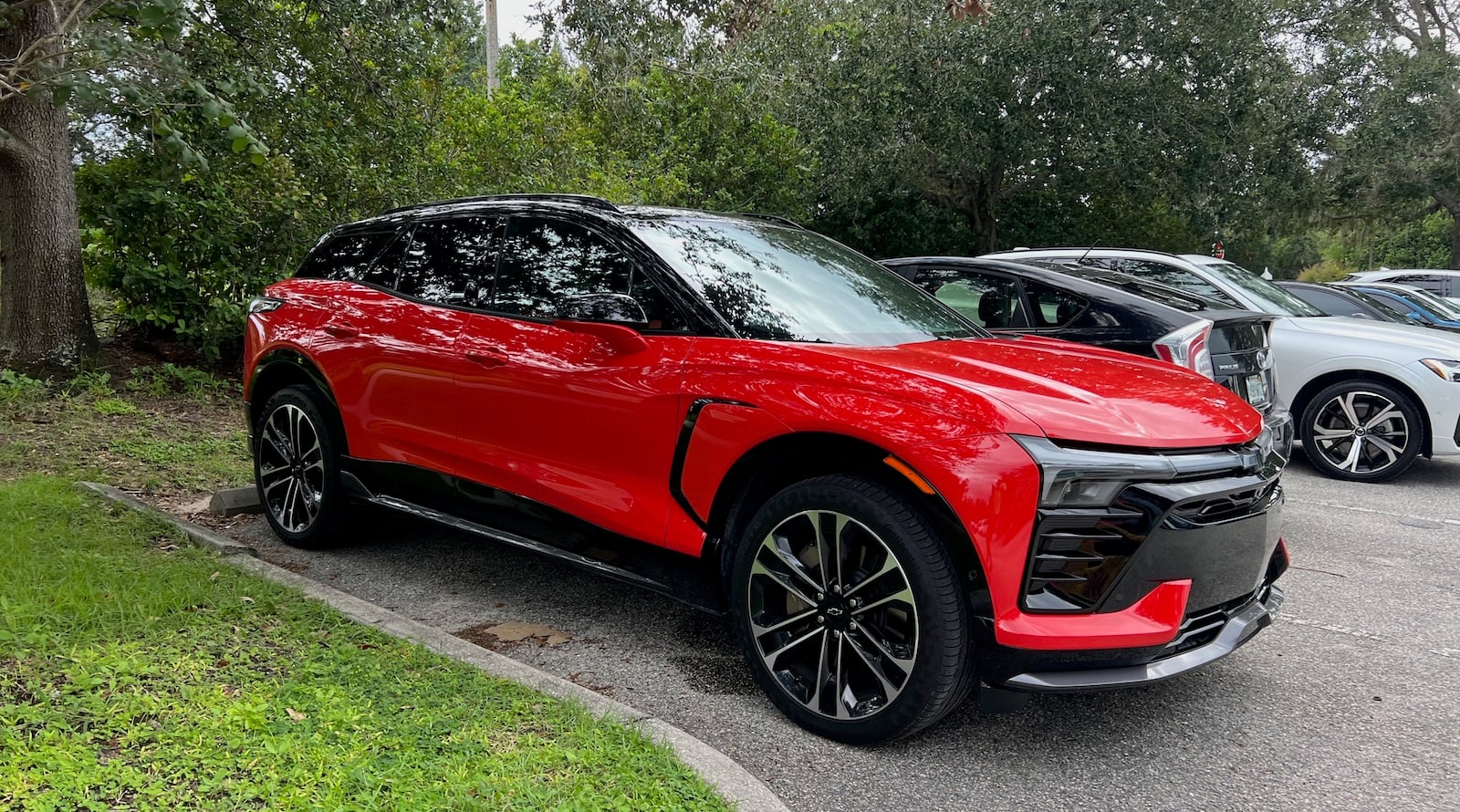 Featured image for US EV Tax Credit Ends, Urging Quick Tesla Purchases Amid Rising Prices