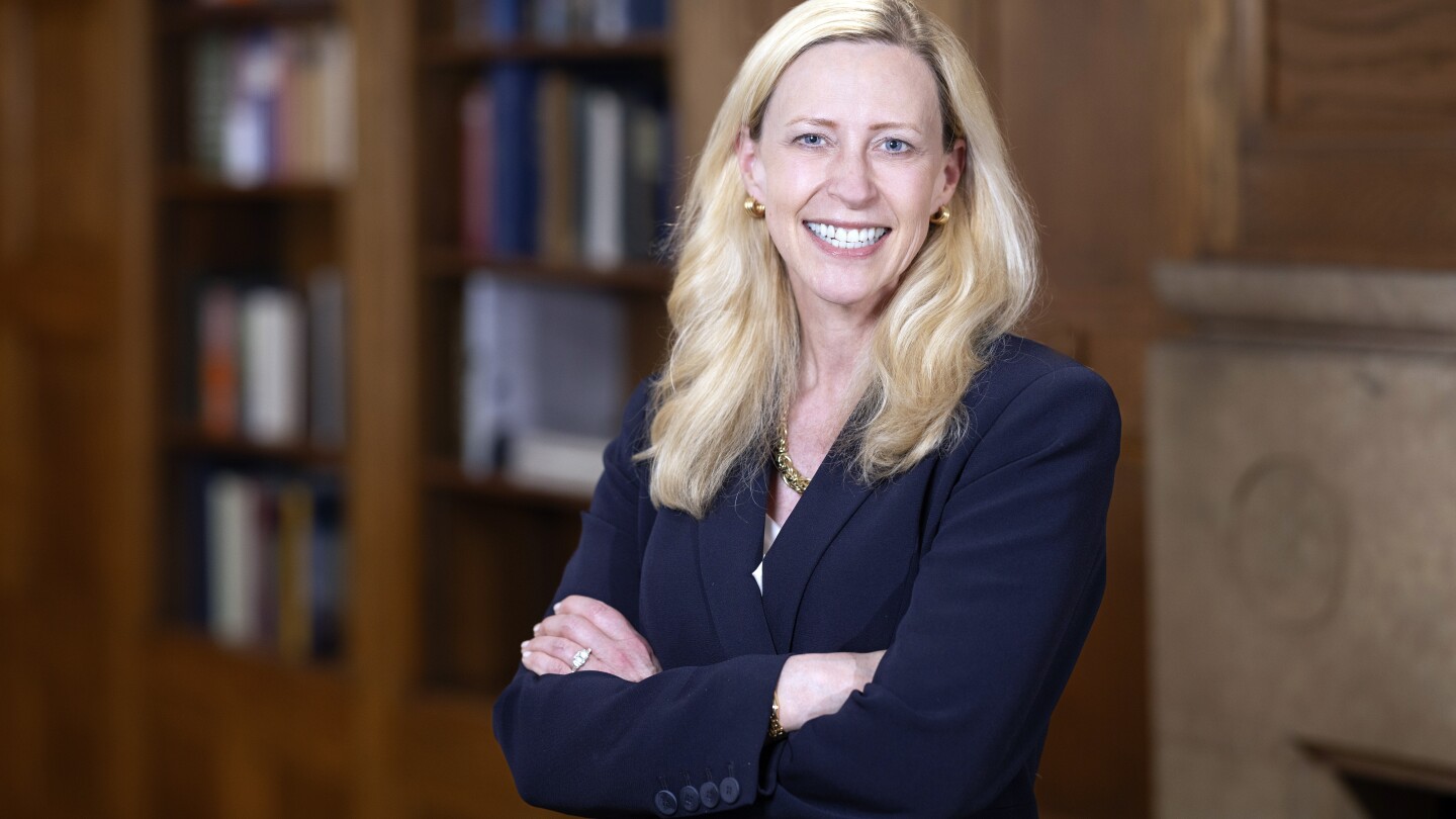 Featured image for Yale Appoints Maurie McInnis as First Female President
