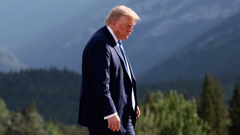 Trump's Iran Strategy Faces GOP Divisions and Internal Challenges