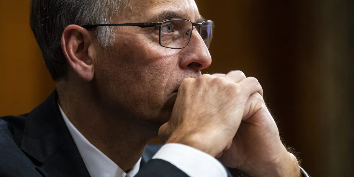 Featured image for U.S. Labor Market Shows Signs of Softening and Recession Risks