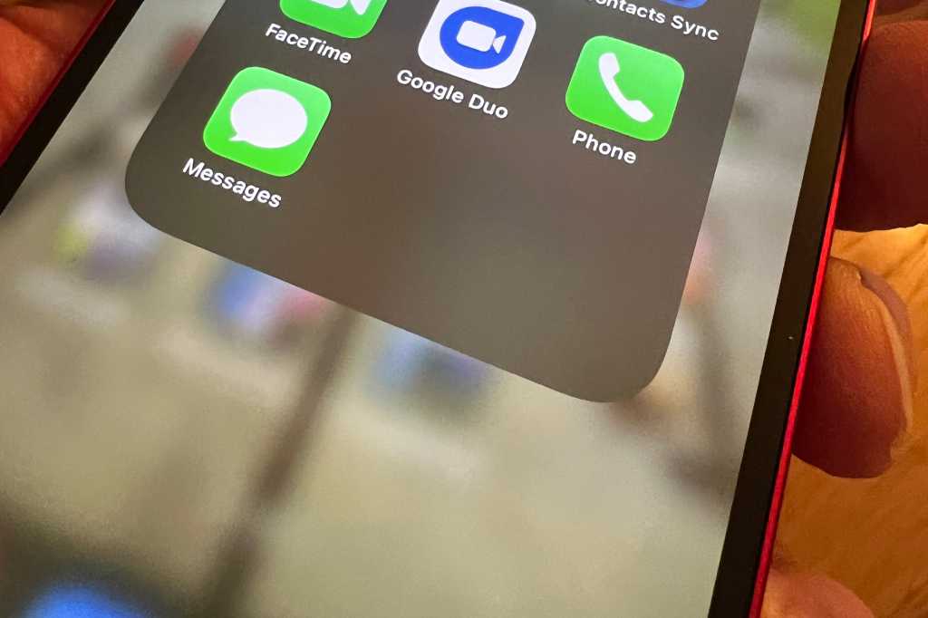 Featured image for "Apple Enhances iMessage Security with Quantum-Secure Cryptography in iOS 17.4"