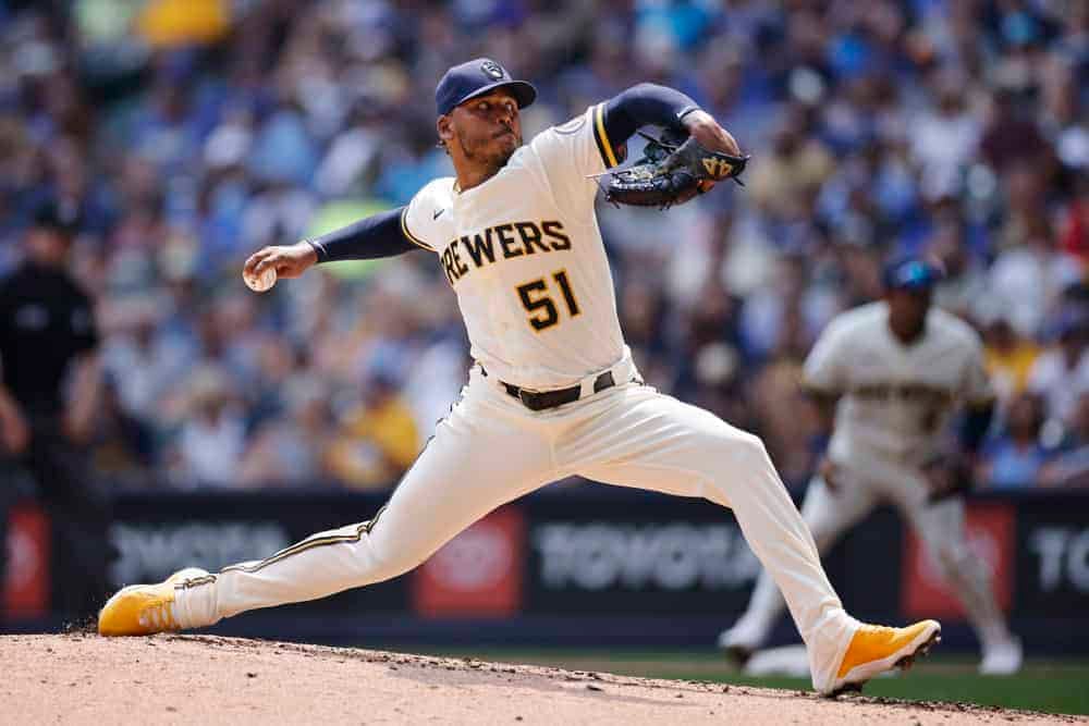 Featured image for Milwaukee Brewers Extend Winning Streaks Amid Top MLB Matchups