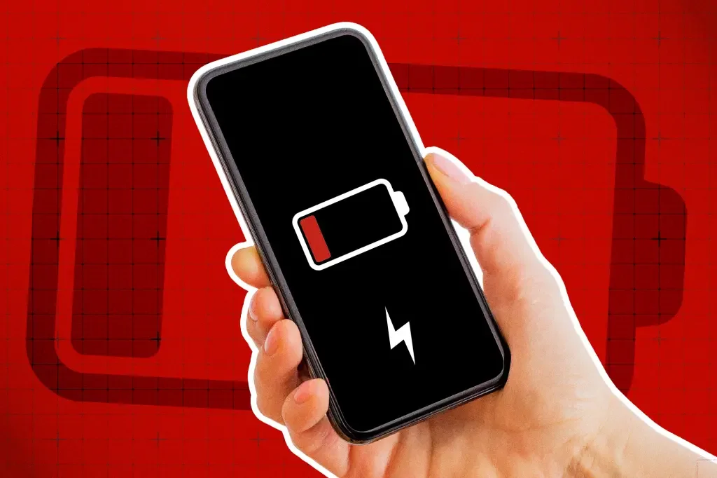 Featured image for Hidden iPhone Hacks to Significantly Extend Battery Life