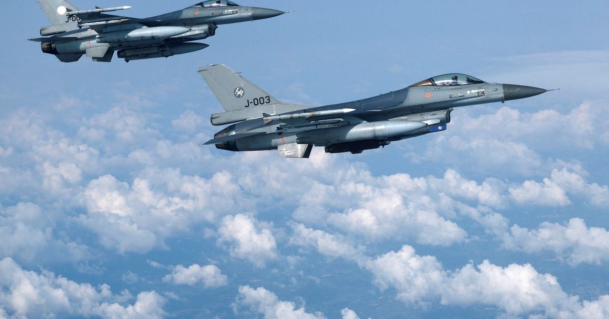"Denmark and Netherlands Grant US Approval to Send F-16s to Ukraine"
