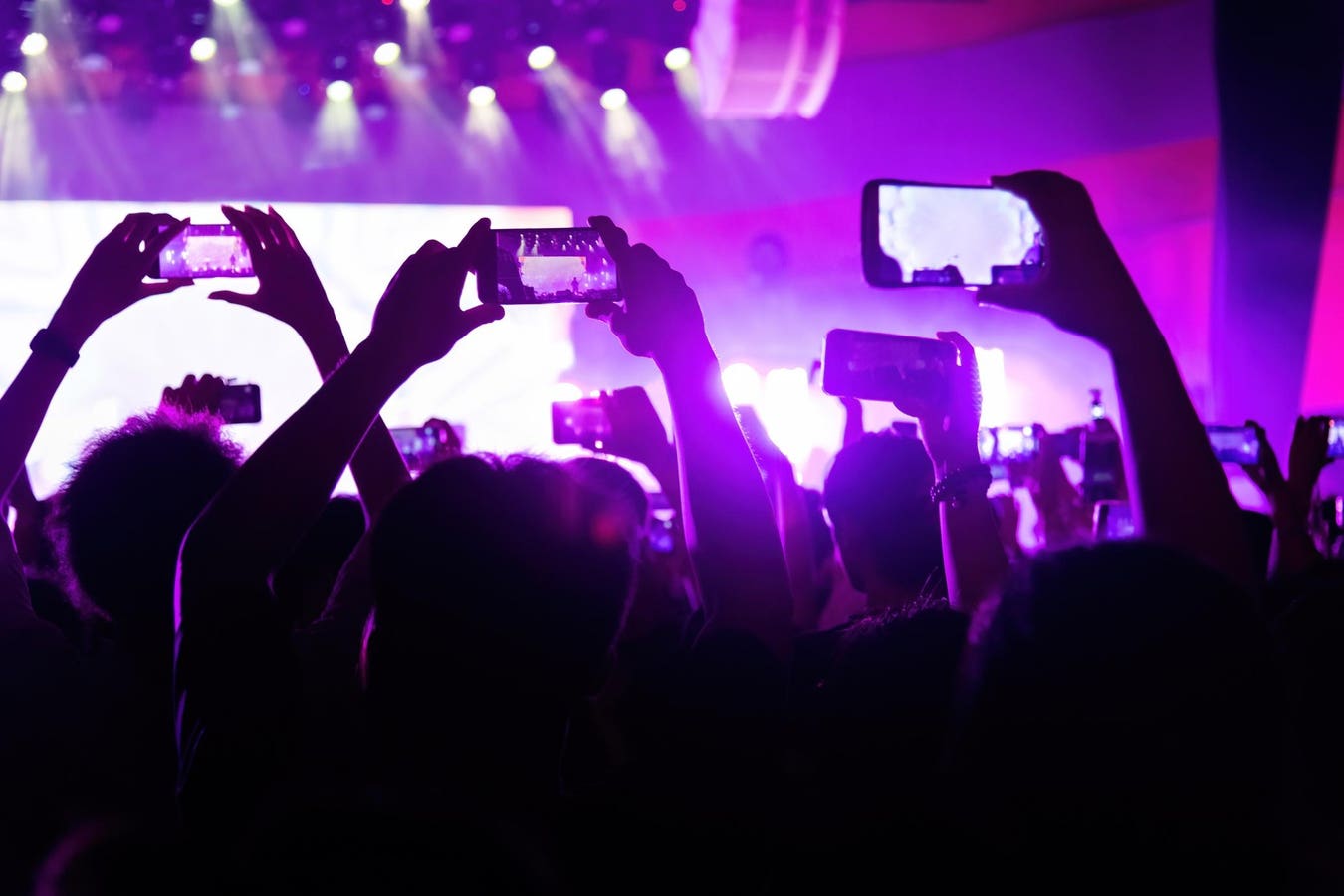 Featured image for "Samsung Unveils Massive AI-Powered Upgrade for Galaxy S22 and Supported Devices"