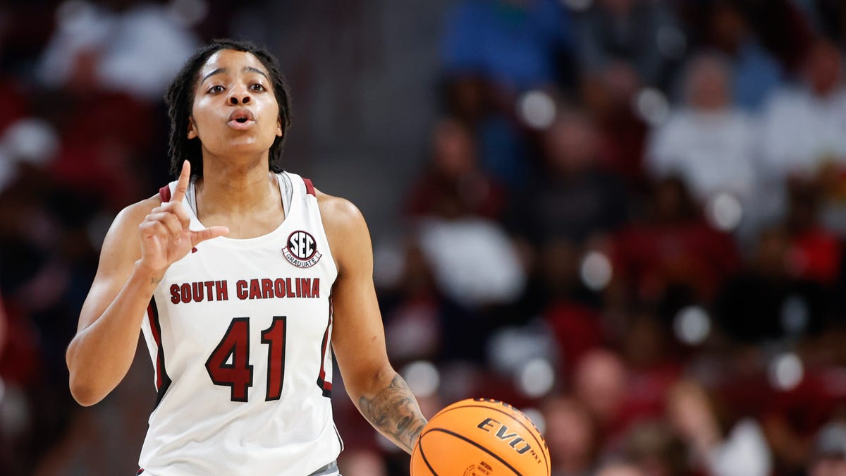 Featured image for Dawn Staley's Impact on March Madness and Women's Basketball Coaching.