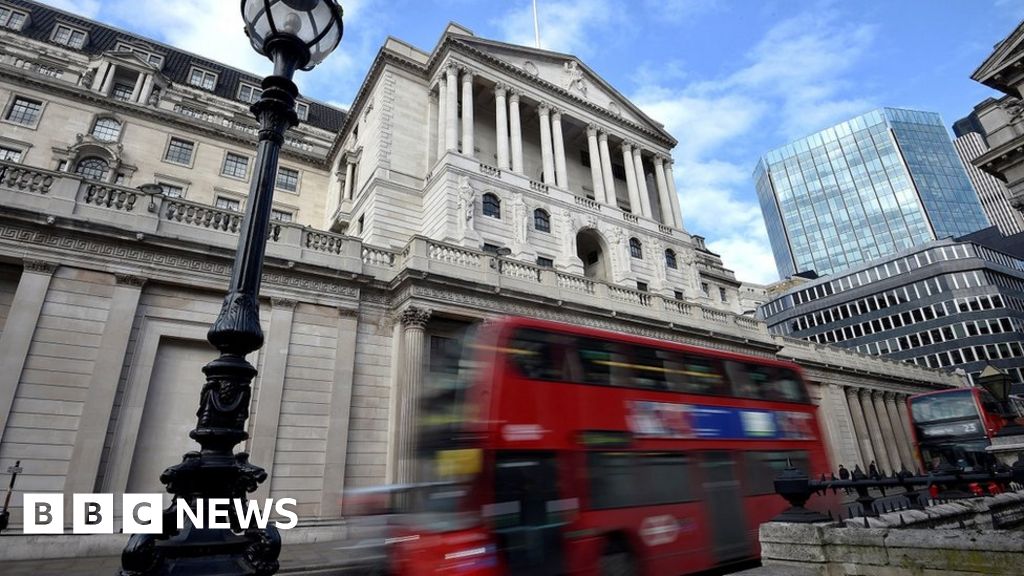 "Bank of England Divided on Interest Rate Policy"