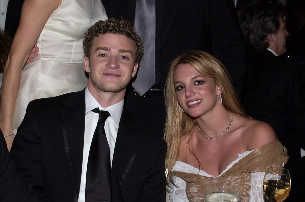 "Britney Spears Fans React to Justin Timberlake's 'Selfish' Comeback"