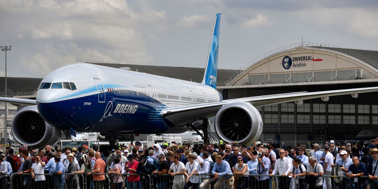 Featured image for Paris Air Show Highlights Future of Sustainable Aviation.