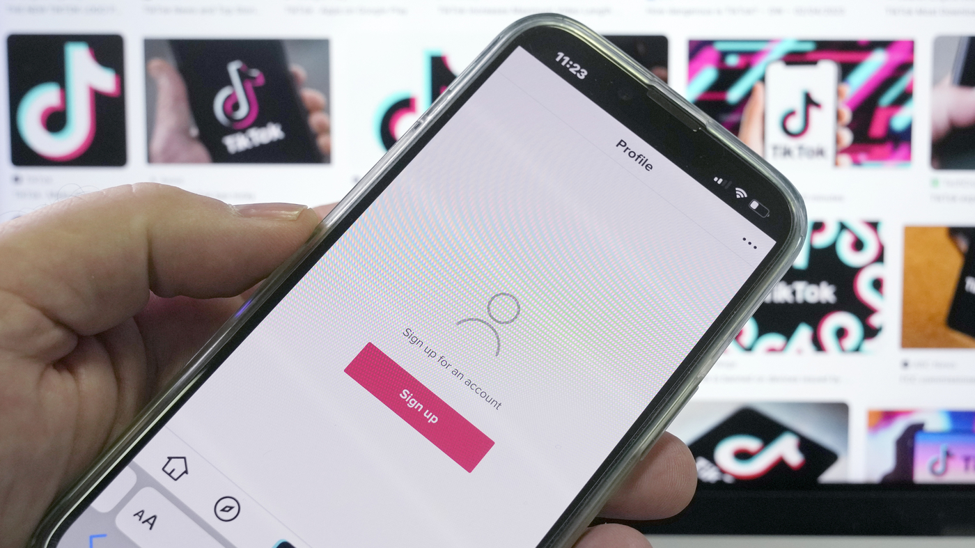 Featured image for TikTok banned on government devices in Australia and Arizona universities.