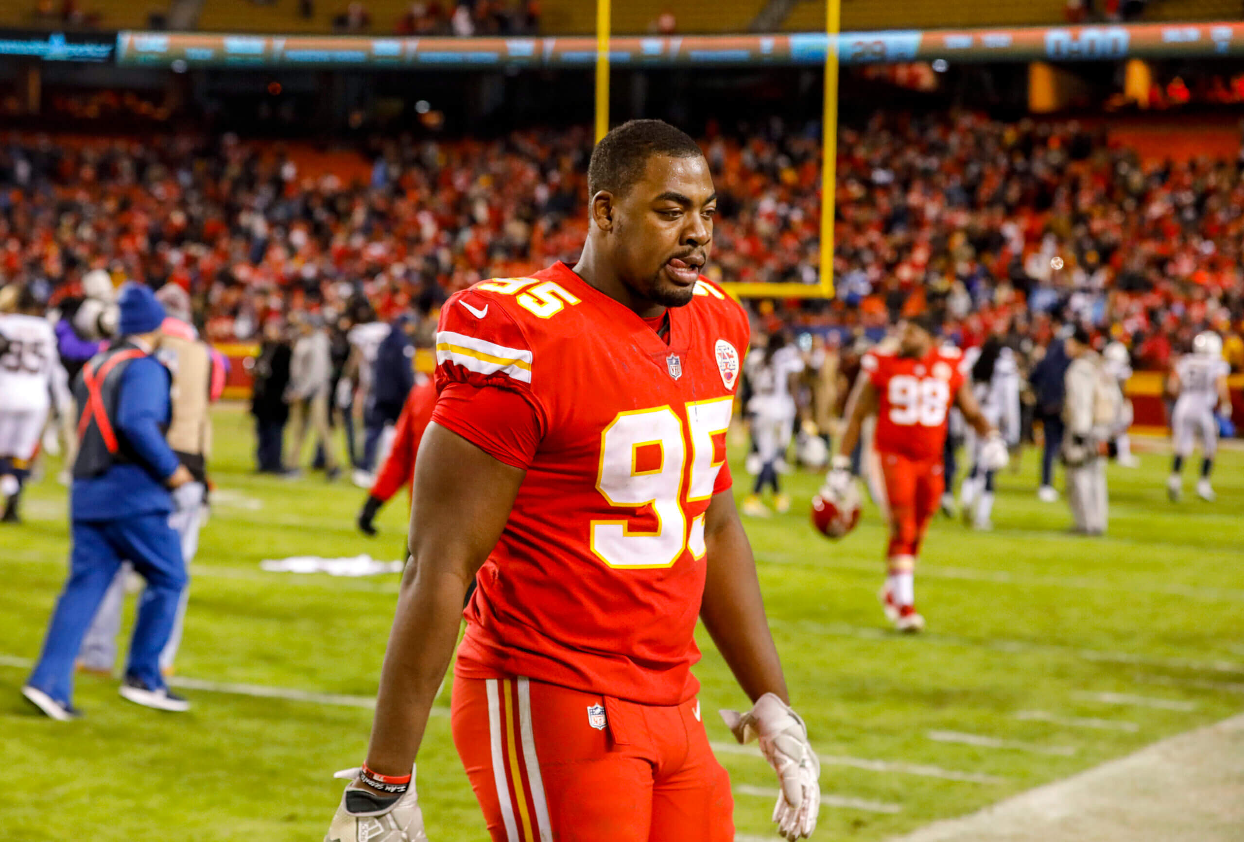 Concerns arise as Chiefs DT Chris Jones misses training camp amid contract negotiations