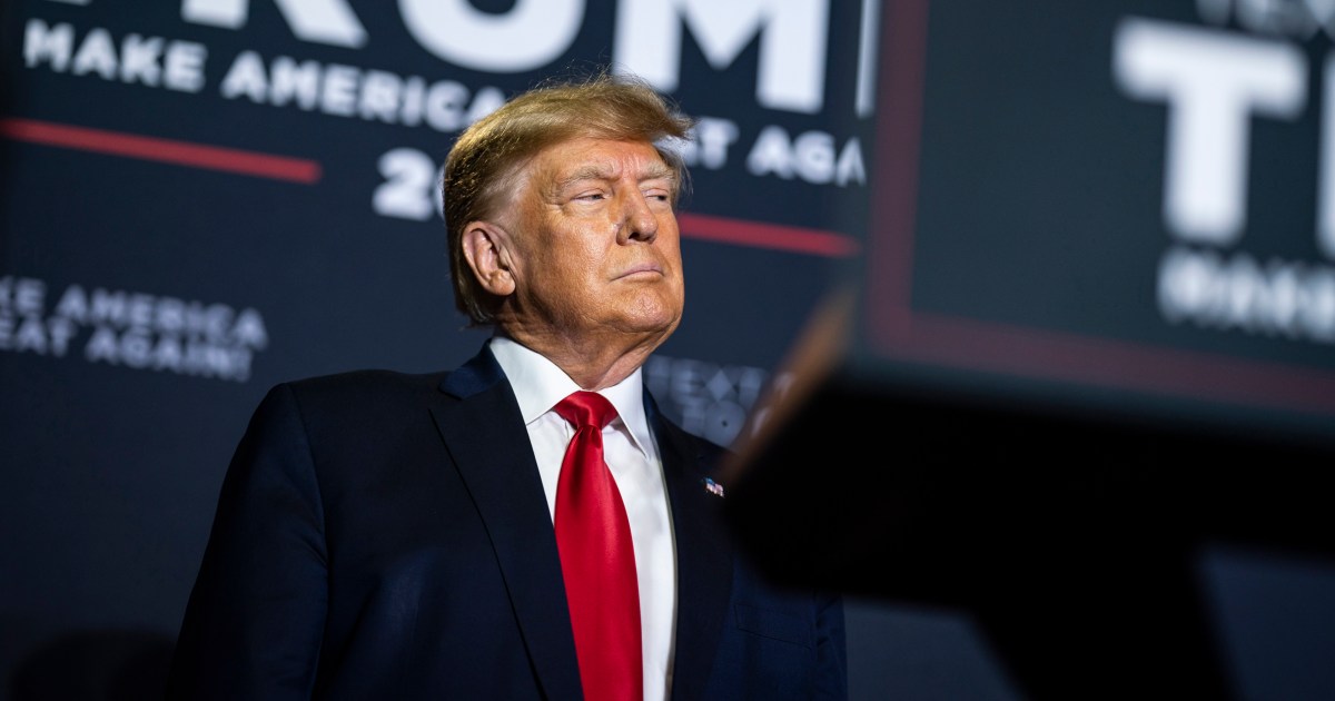 Featured image for The GOP's Dilemma: Trump's Shadow Looms Over 2024 Presidential Race