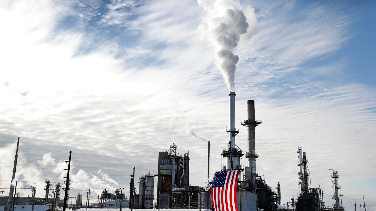 Featured image for Republican AGs Challenge Blue States' Climate Lawsuits at Supreme Court