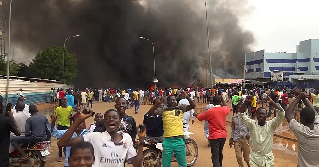 Gunfire near Niamey airport sparks brief panic as Niger's junta-era tensions flare