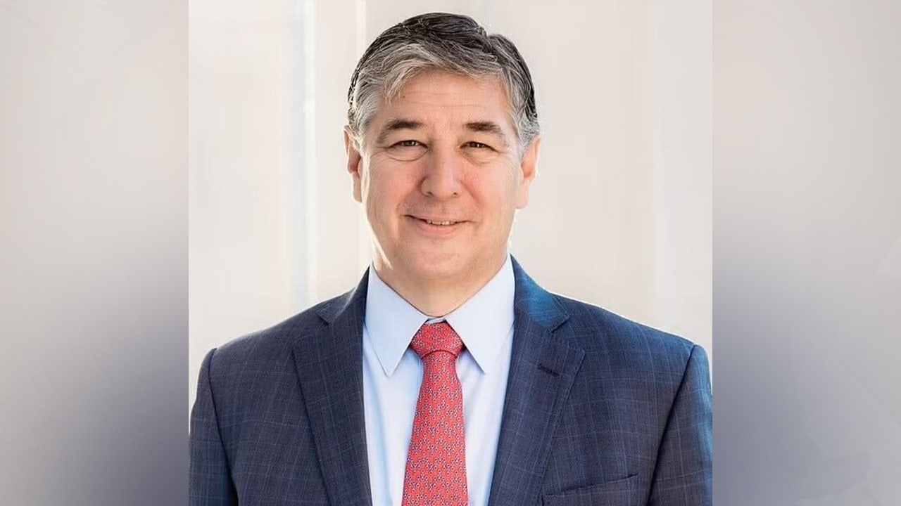"Ex-Trump Official Mike Gill Fatally Shot in DC Carjacking"