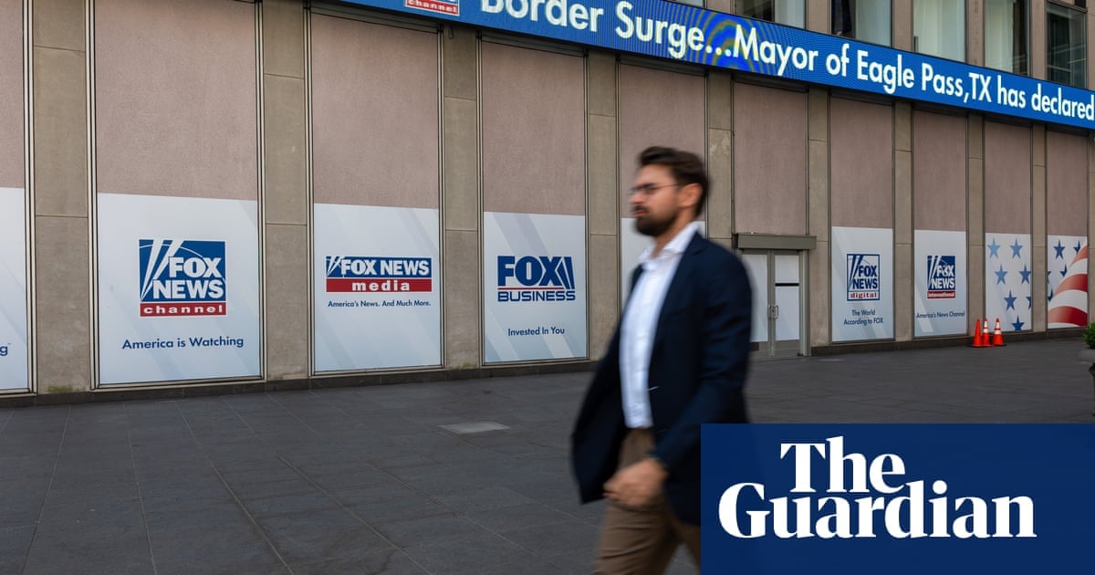 Featured image for "Fox's Future: Lachlan Murdoch Takes the Helm, Viewers Beware"