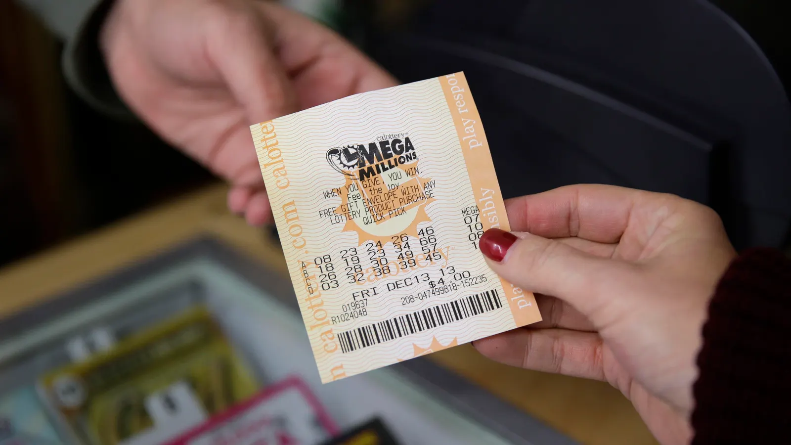 Featured image for Mega Millions Jackpot Approaches $1 Billion with Recent Winning Numbers