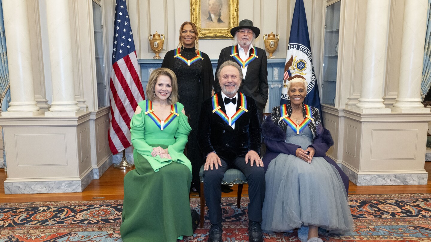 Featured image for "Queen Latifah, Billy Crystal, and Dionne Warwick Among Honorees at Kennedy Center Honors"