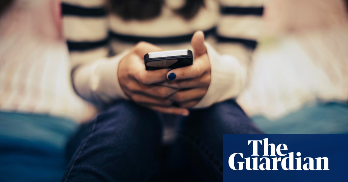 Florida Legislature Passes Bill Banning Children Under 16 from Social Media