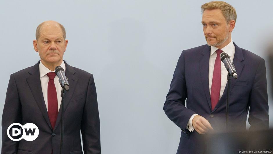 Featured image for Germany Faces Political Turmoil as Coalition Government Collapses