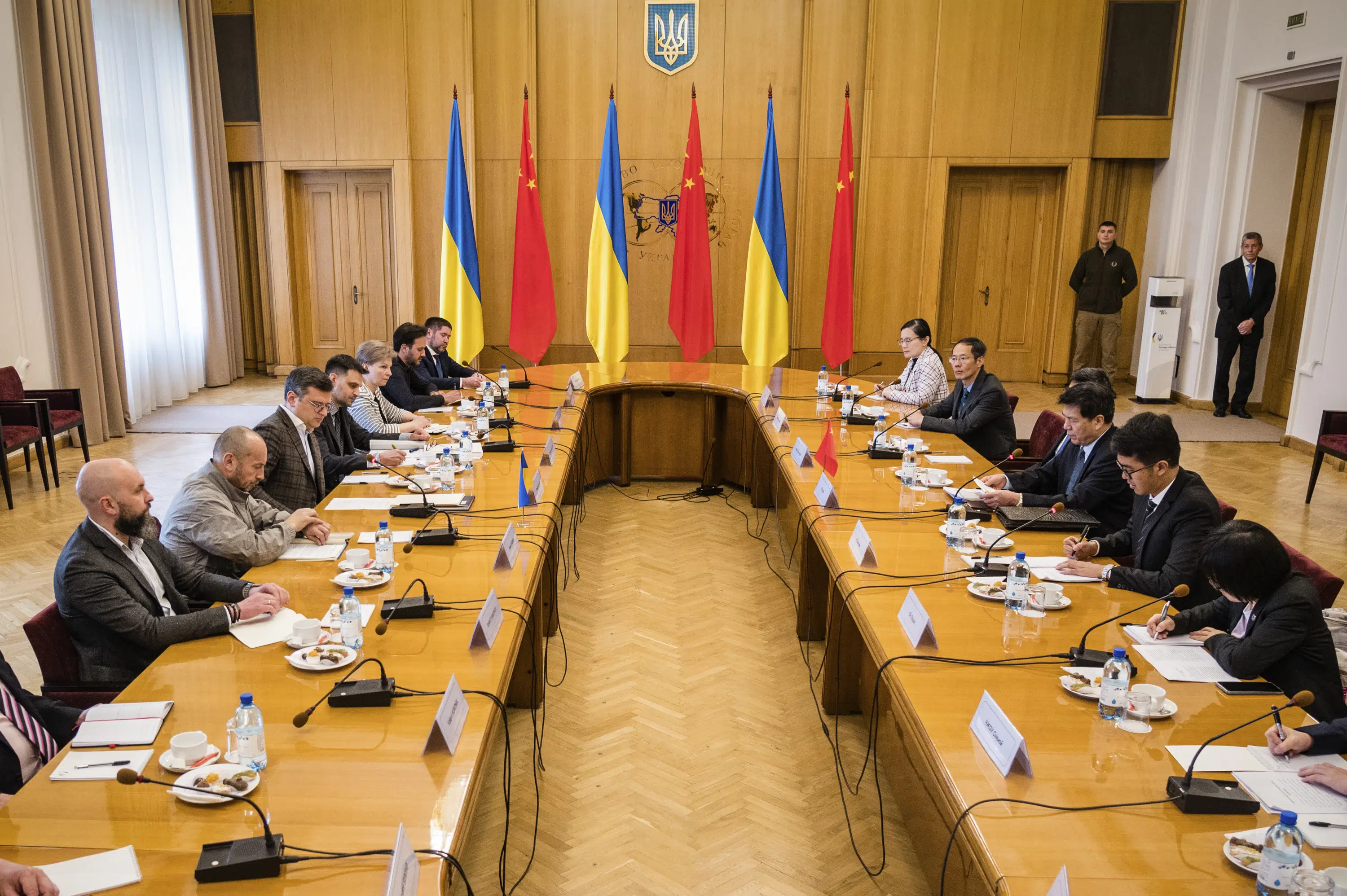 China's Special Envoy Meets with Zelenskyy in Ukraine for Peace Talks