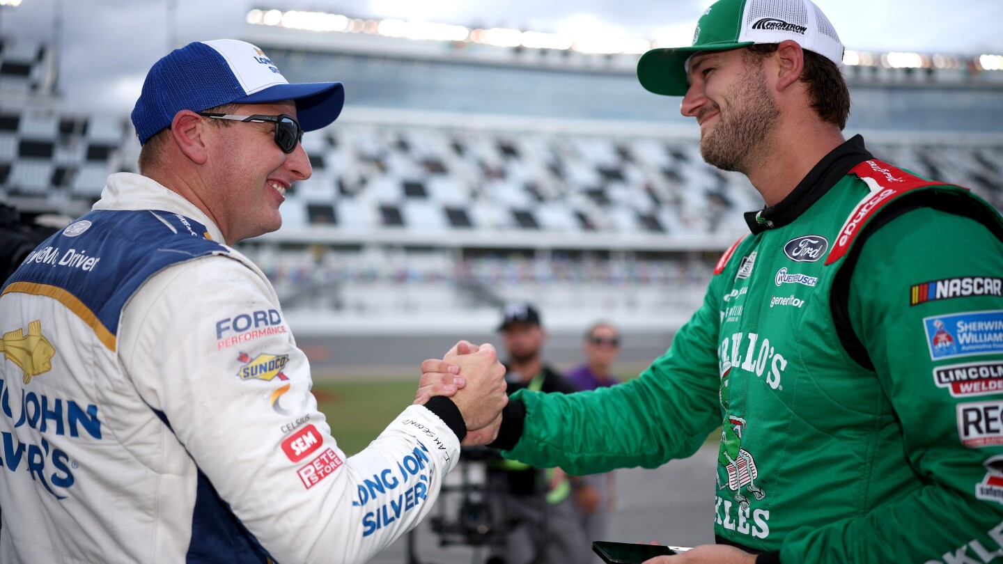 Featured image for NASCAR Cup Championship: Phoenix Finale Highlights and Predictions