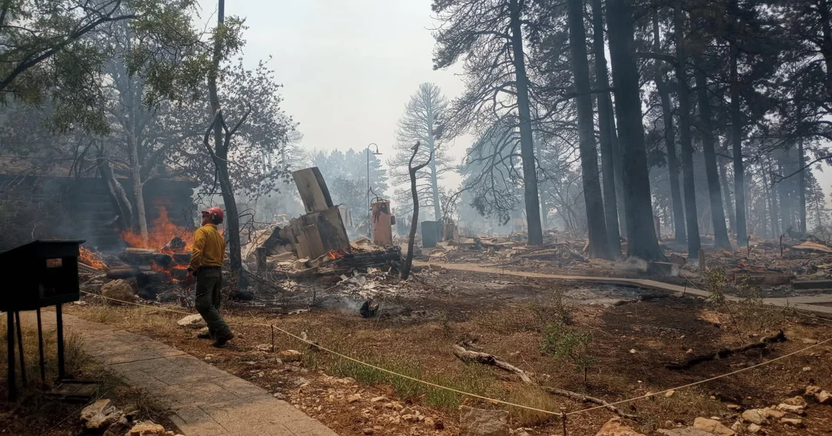 Featured image for Controversy Over NPS Response to Grand Canyon Lodge Fire