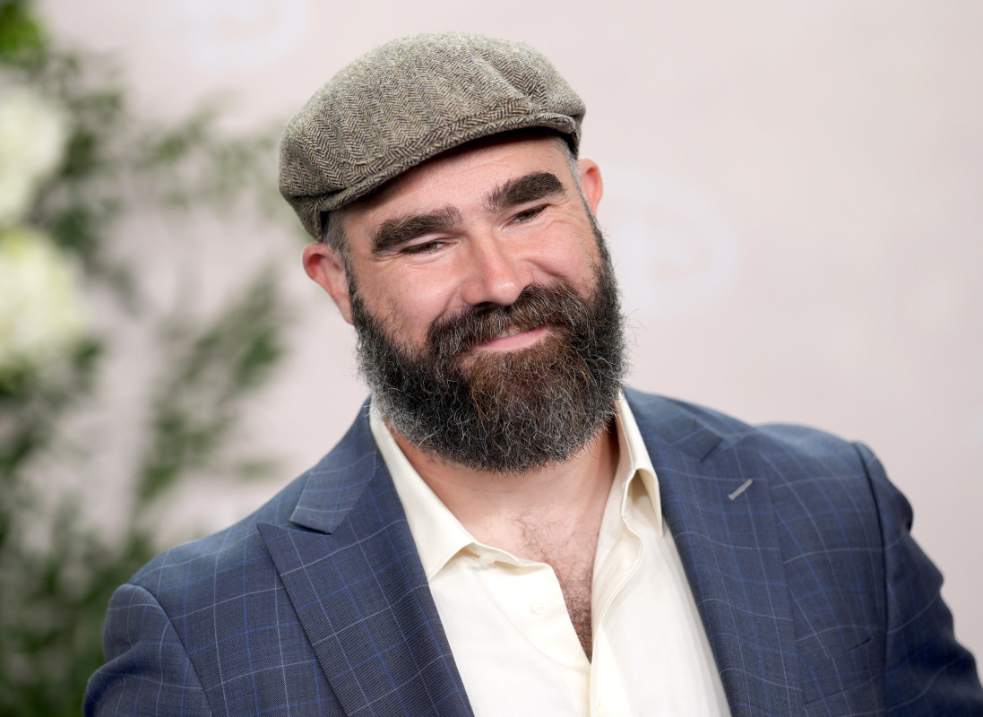 Featured image for Fans Love Jason Kelce's Adorable Photo of Daughter Bennett