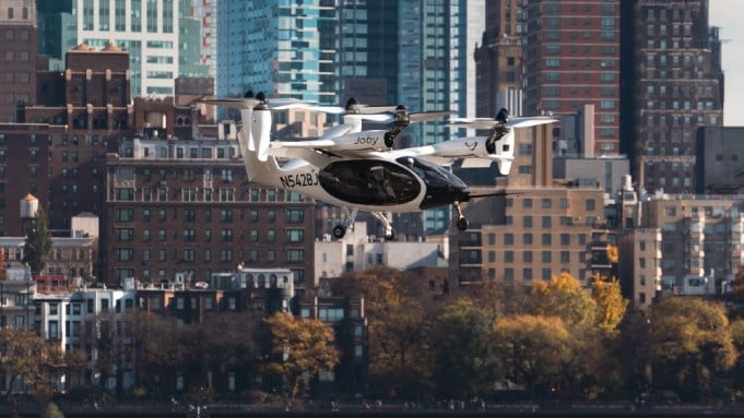 Featured image for Electric Air Taxi Successfully Completes Inaugural Flight Above New York City
