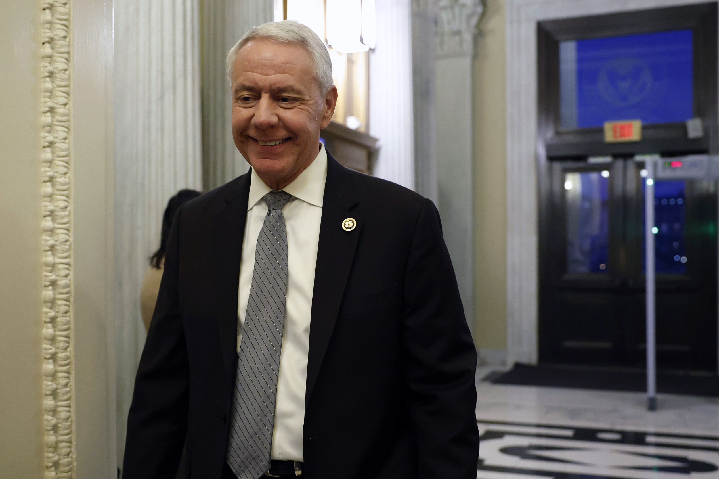"Republican Resignations Shake Party: Buck's Early Retirement and Johnson's Surprise"