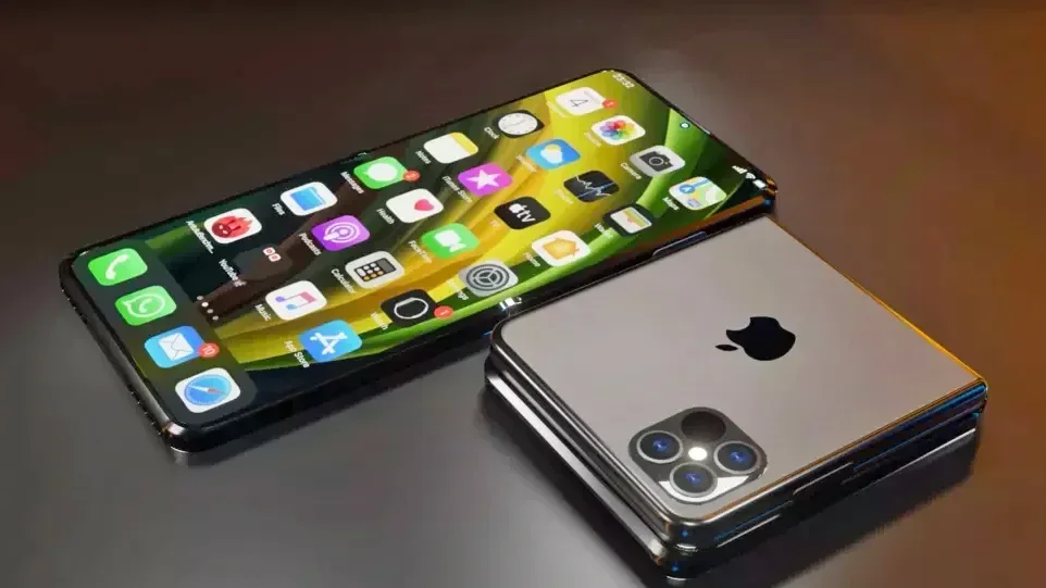 Apple’s Foldable iPhone May Miss 2026 Window, Flip Possible in a Later Rollout