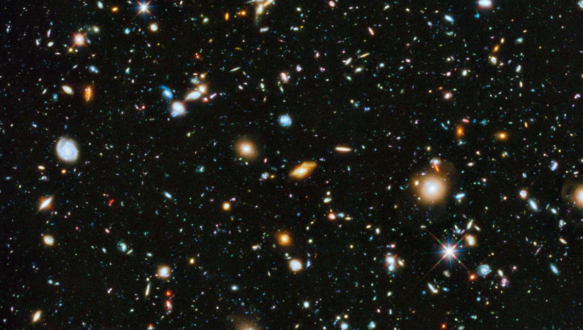 The Universe Has No Center: Here's Why.