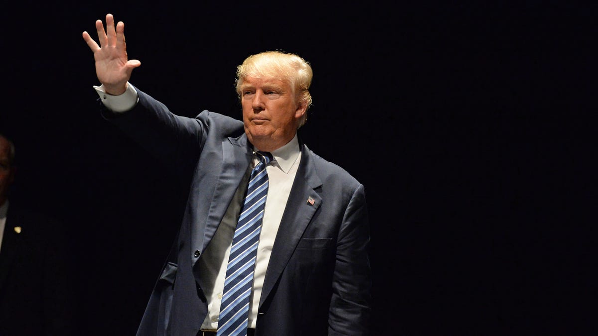 "Trump Media Stock Plummets Amidst Scam Allegations and Investor Concerns"