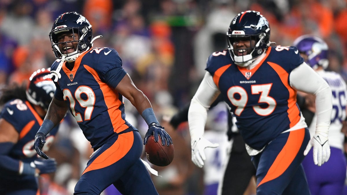 "NFL Week 11 Recap: Broncos Gallop, Chargers Limp, and Lions Impress"