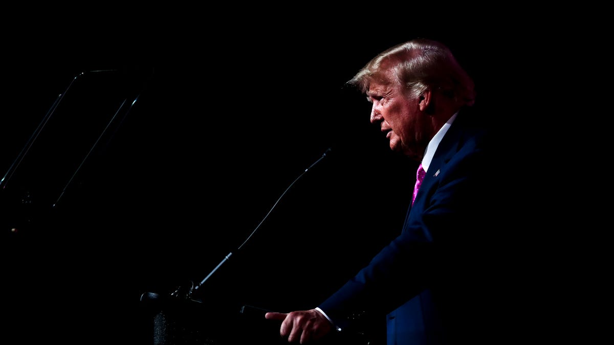 "Trump's Auto Industry Triumphs: Record-Breaking Return to the Spotlight"