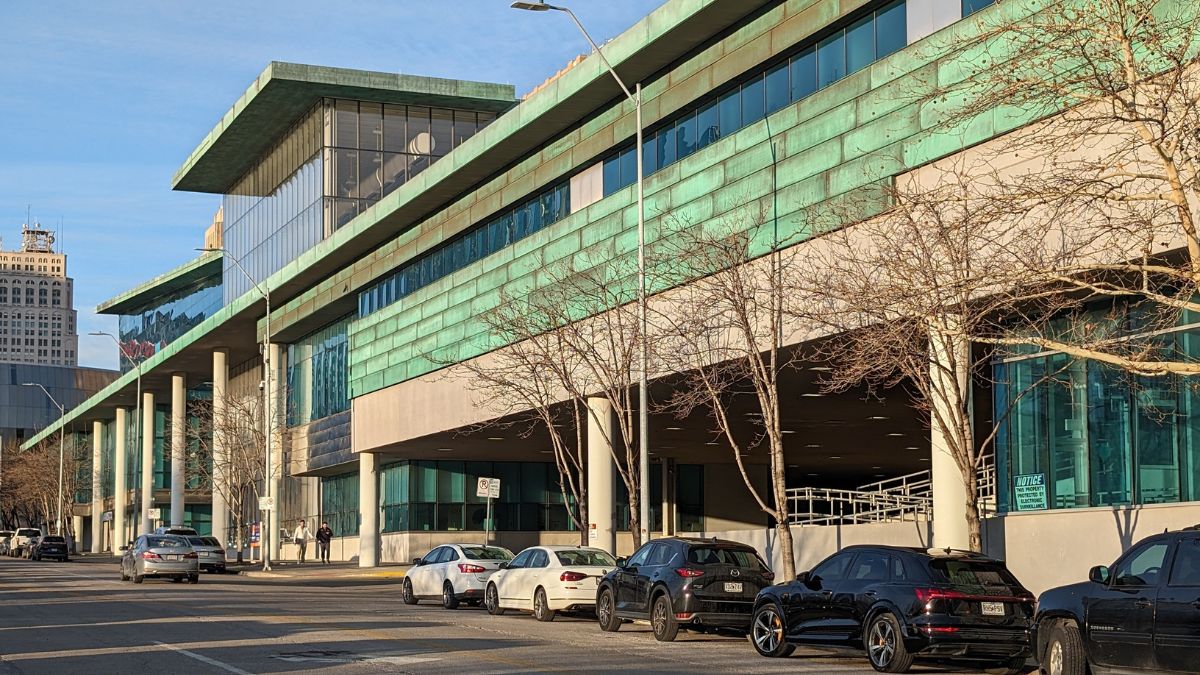 Featured image for "Addressing the $700 Million Funding Gap for KC Royals Stadium and Taxing District"