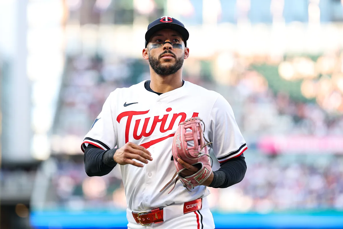 Featured image for Astros Reacquire Carlos Correa in Trade with Twins
