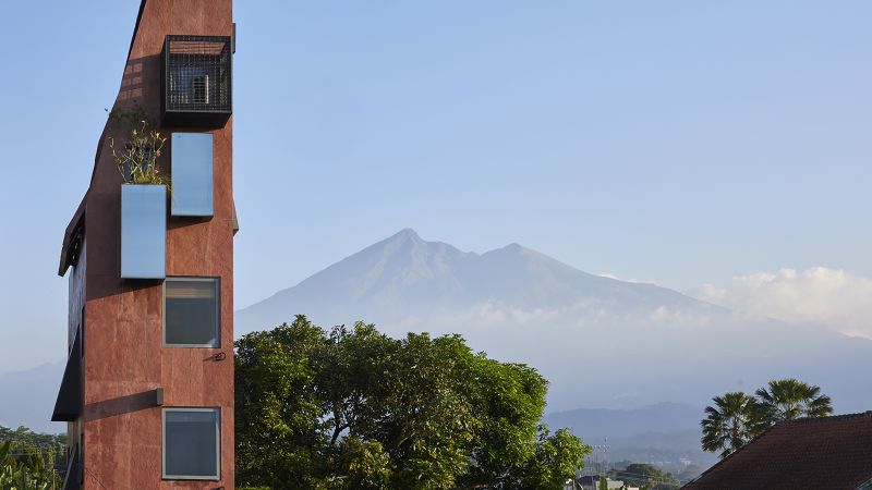 The World's Narrowest Hotel: A Nine-Foot Wonder